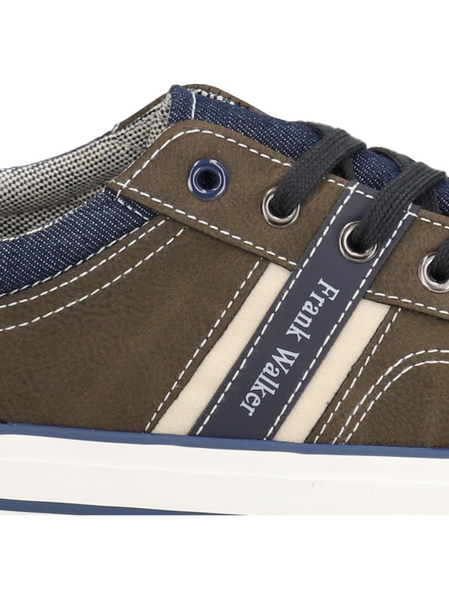 Sneaker