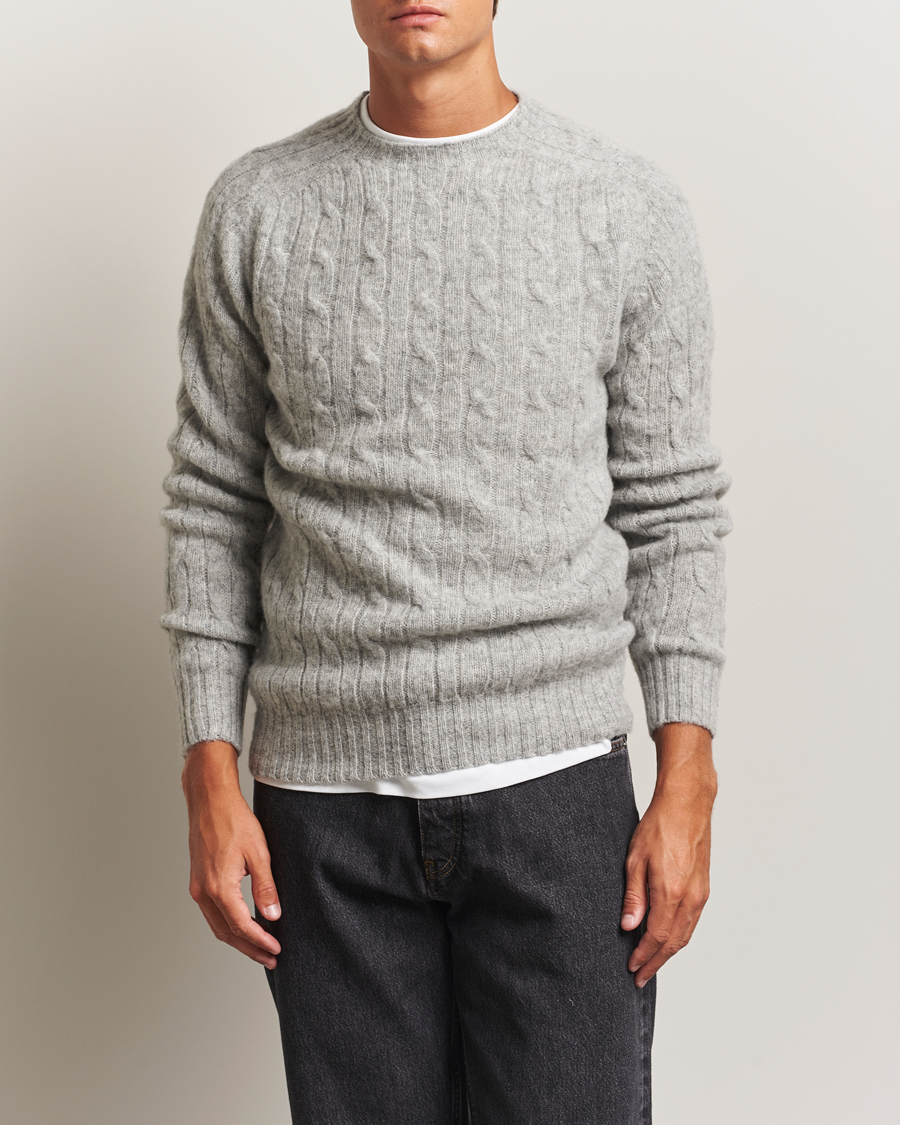 Harley Of Scotland Brushed Supersoft Lambswool Cable Silver