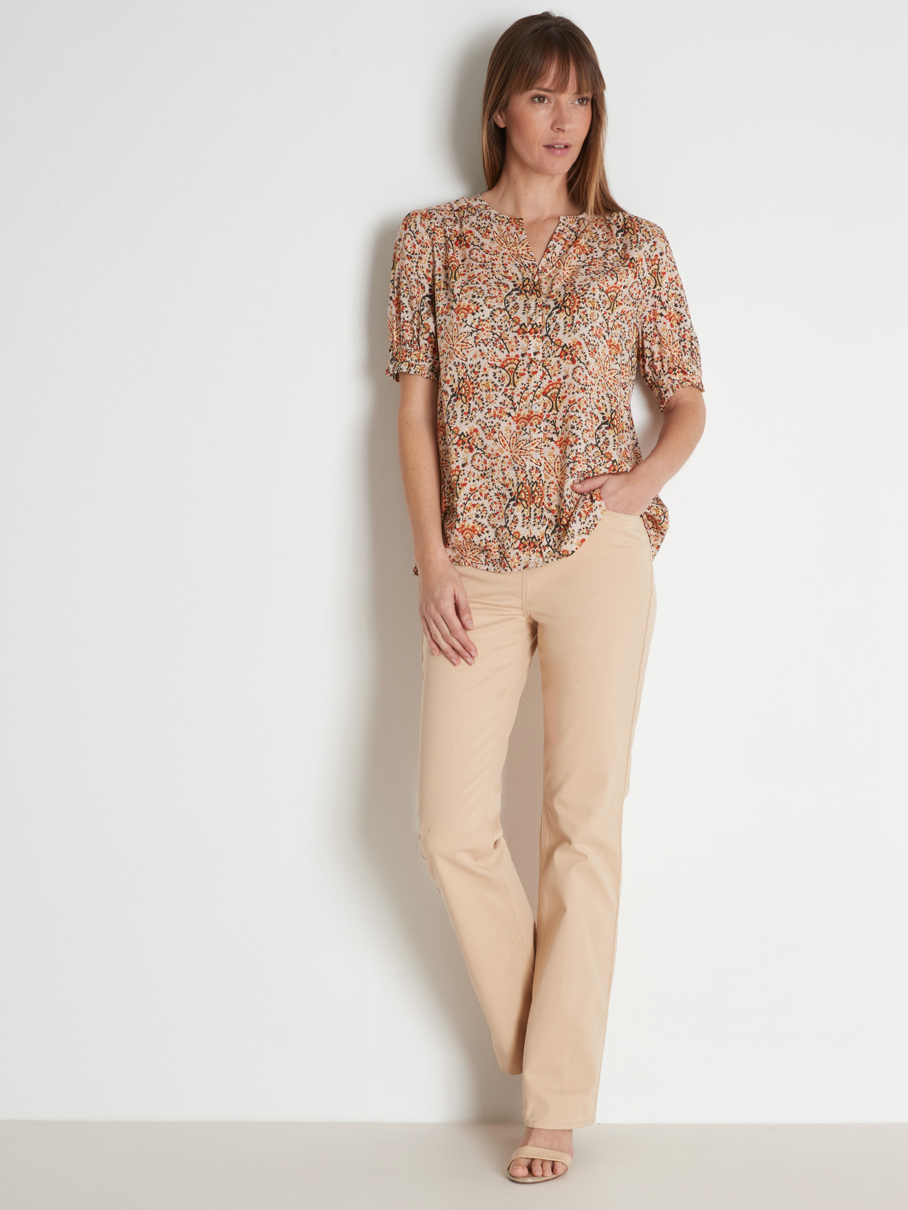 Pantalon taille haute bas évasé
