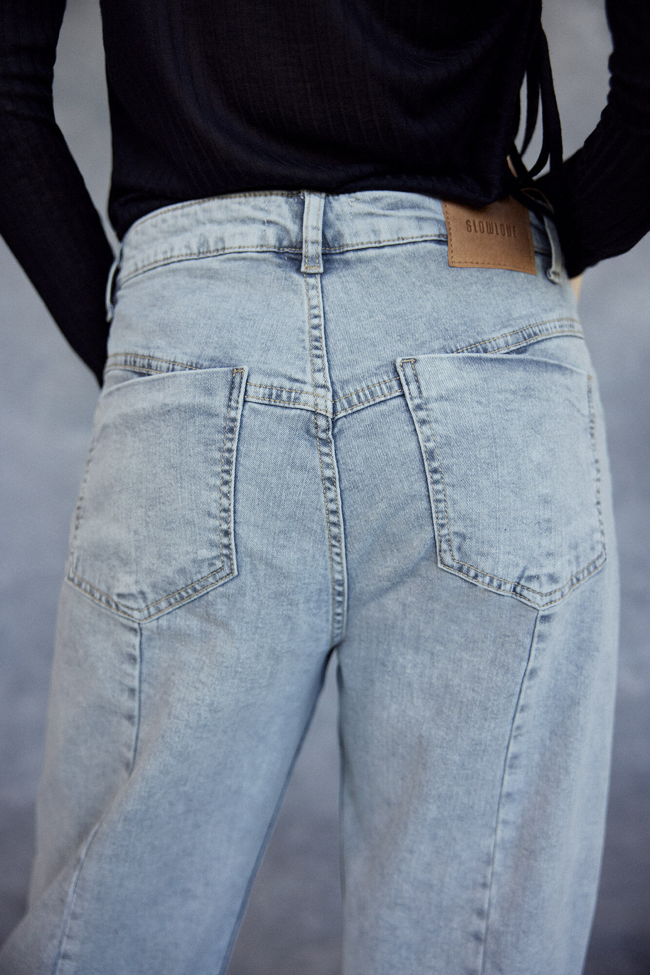 Calça jeans cropped - Cinza