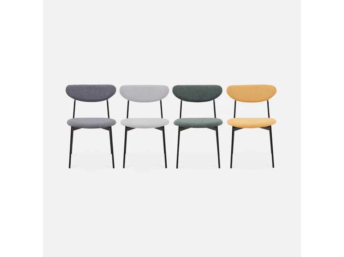 Lot de 4 chaises - Arty - scandinaves et vintage. assise et dossier gris clair. pieds en acier