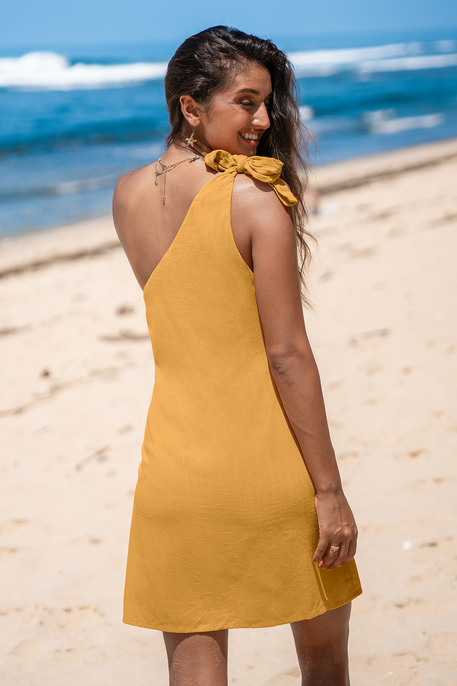 Robe mini à une épaule jaune