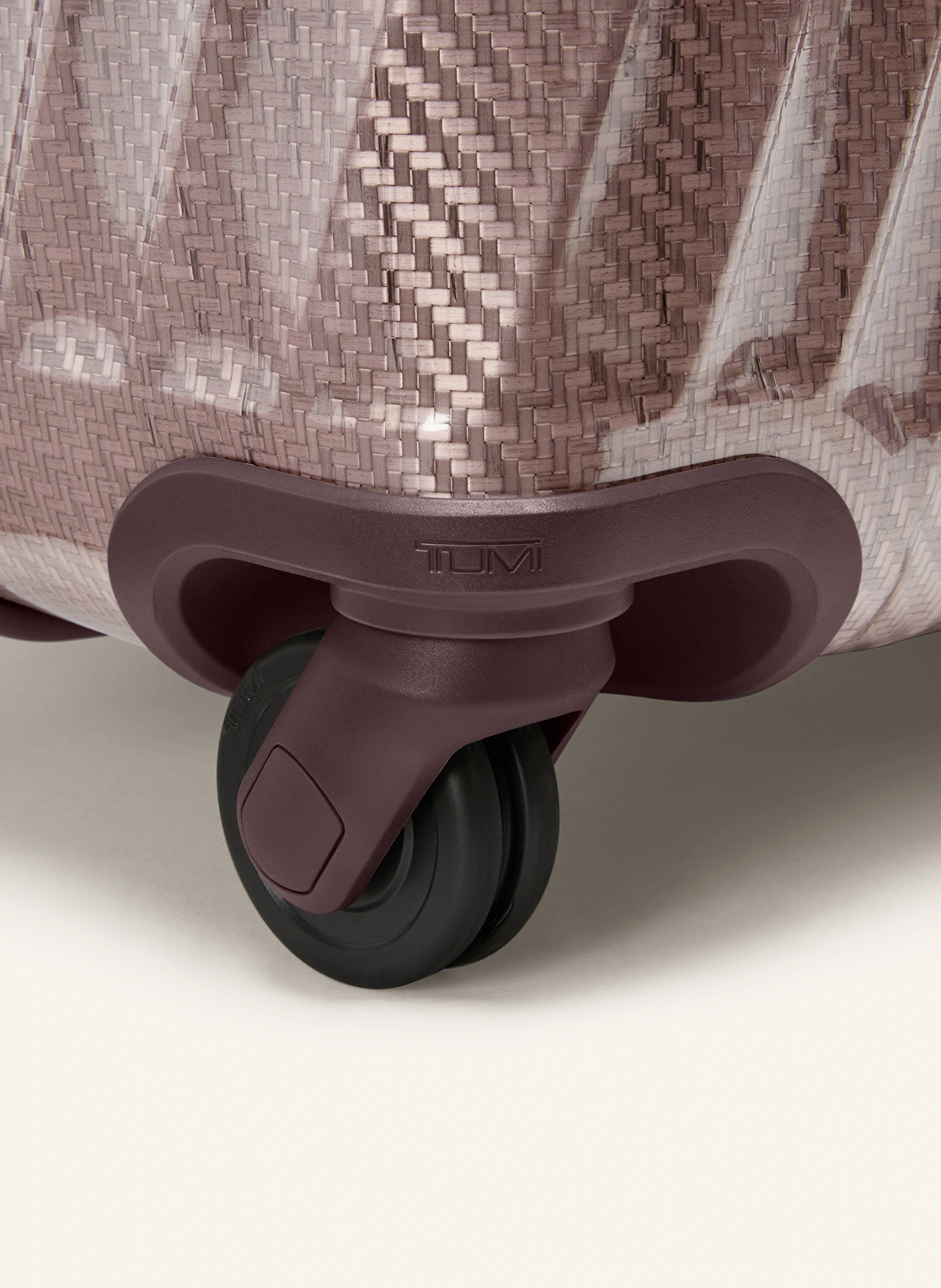 TUMI 19 DEGREE LITE Trolley EXTENDED TRIP