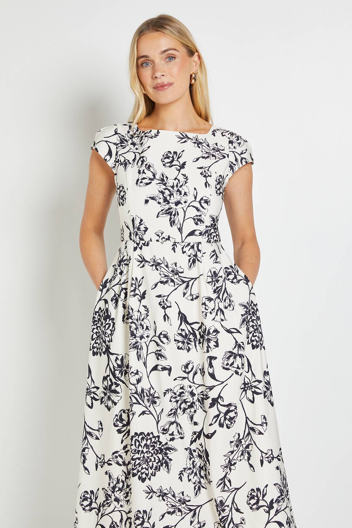 Wallis Robe Midaxi Cintrée Et Évasée En Ottoman Fleuri Petite