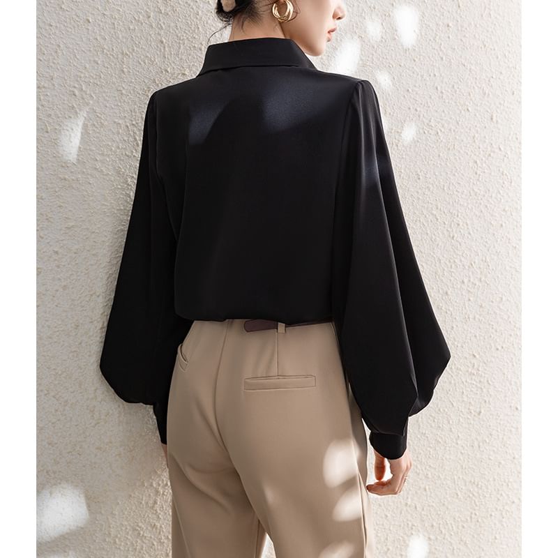 INEN - Blouse met lantaarnmouwen, kraag en knopen