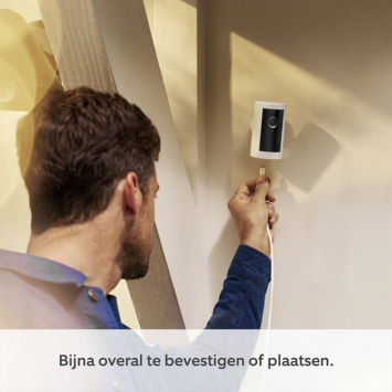 Ring Outdoor Camera Plus Plug-in Zwart 2K