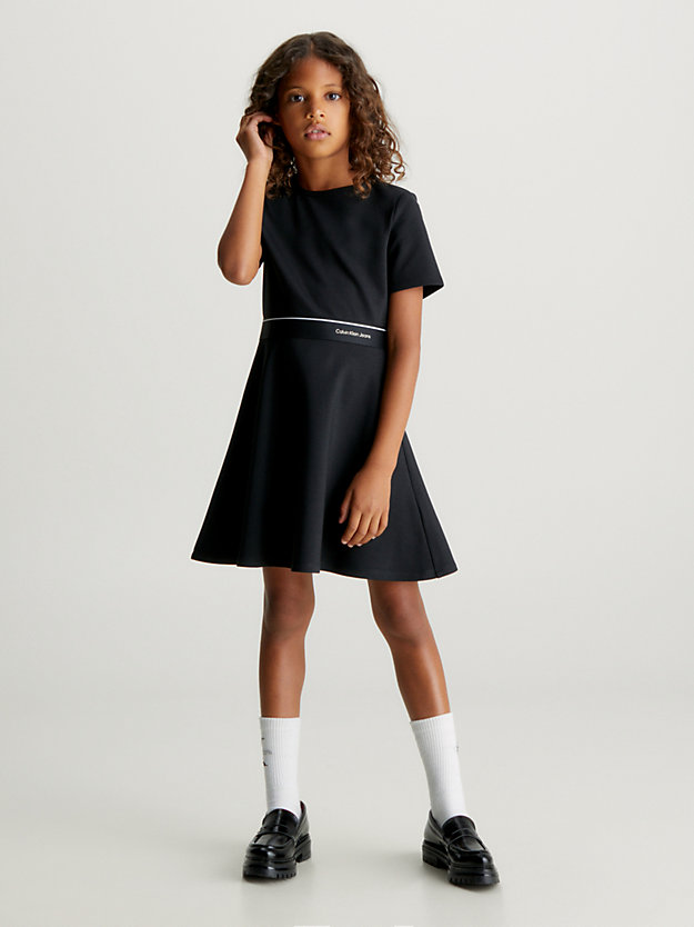 Vestido evasê em ponto Milão