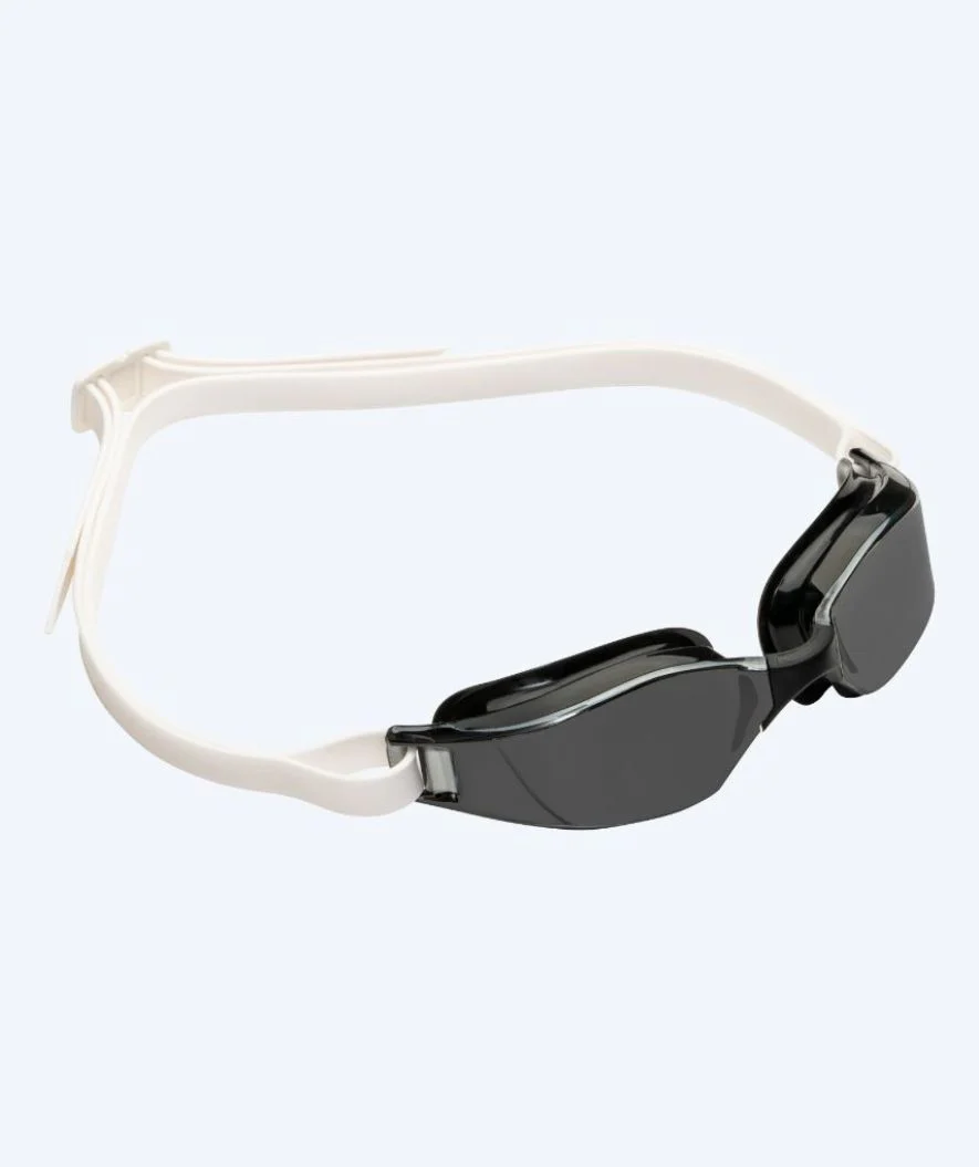 Aquasphere konkurrence svømmebriller - Xceed A1 - Hvid/sort (Smoke linse)