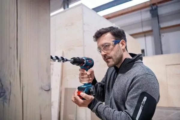 Bosch BORE-/SKRUEMASKINE GSR18V-90FC 2X4 2XGFA