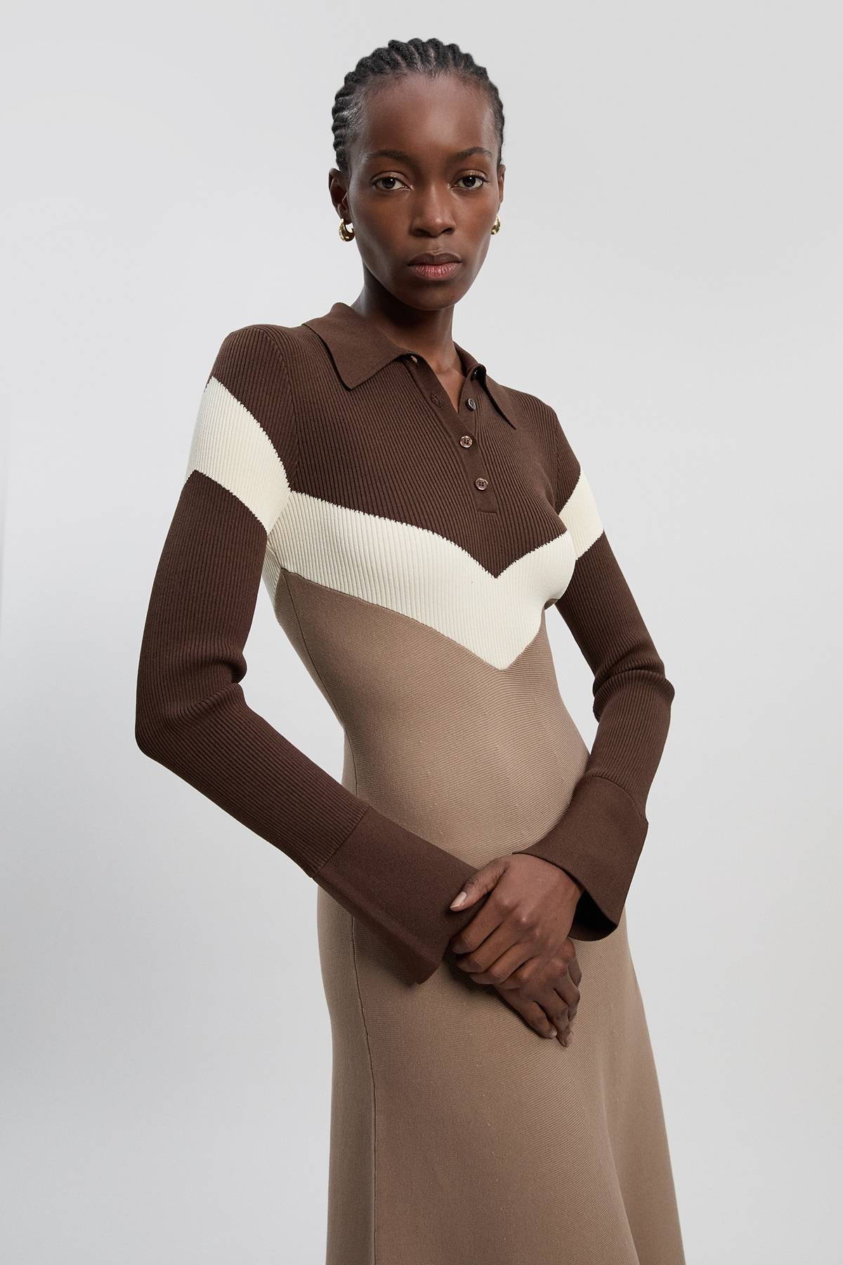 KarenMillen Robe Maxi en maille côtelée à col polo en mélange de viscose