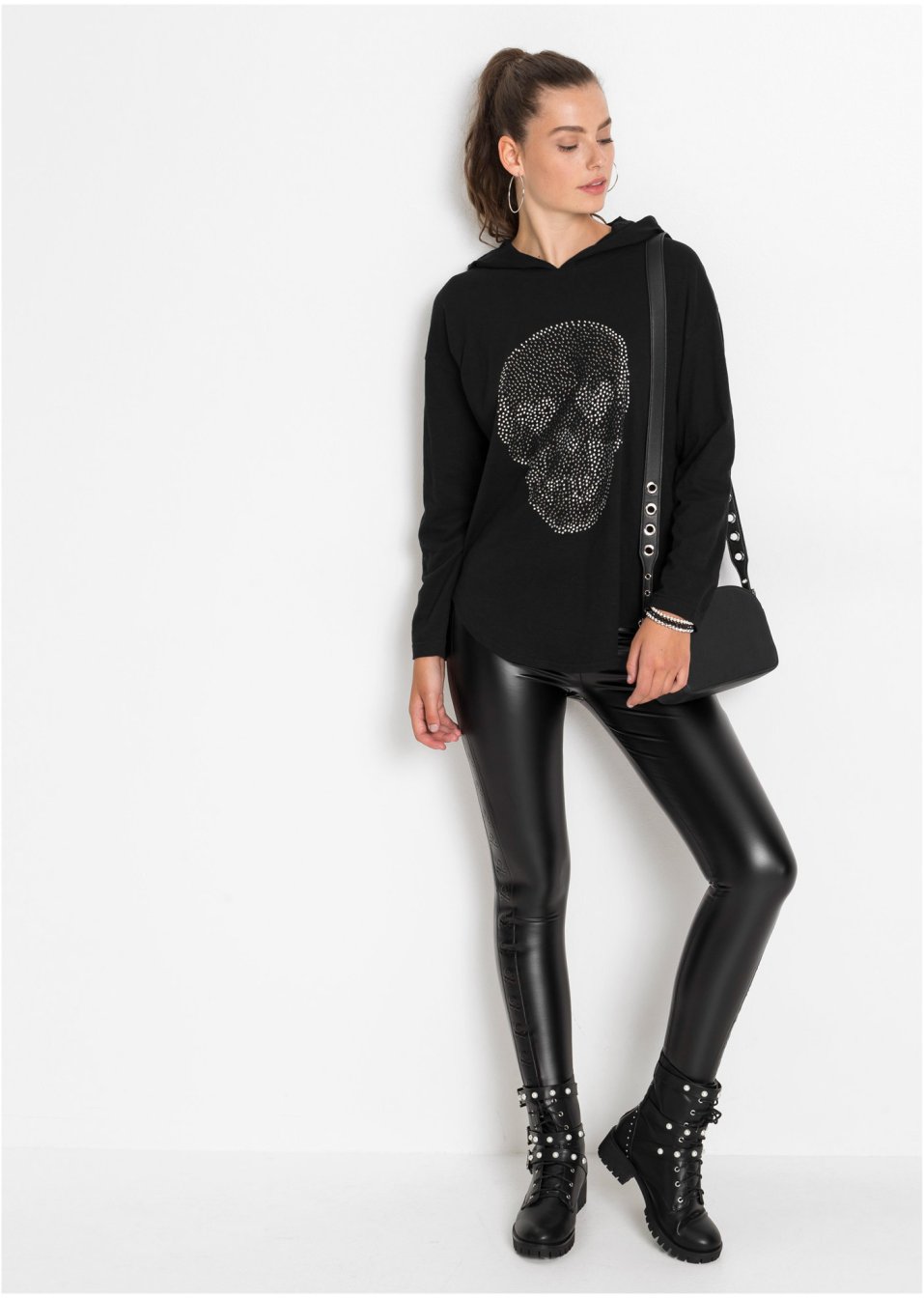 T-shirt long oversize à capuche