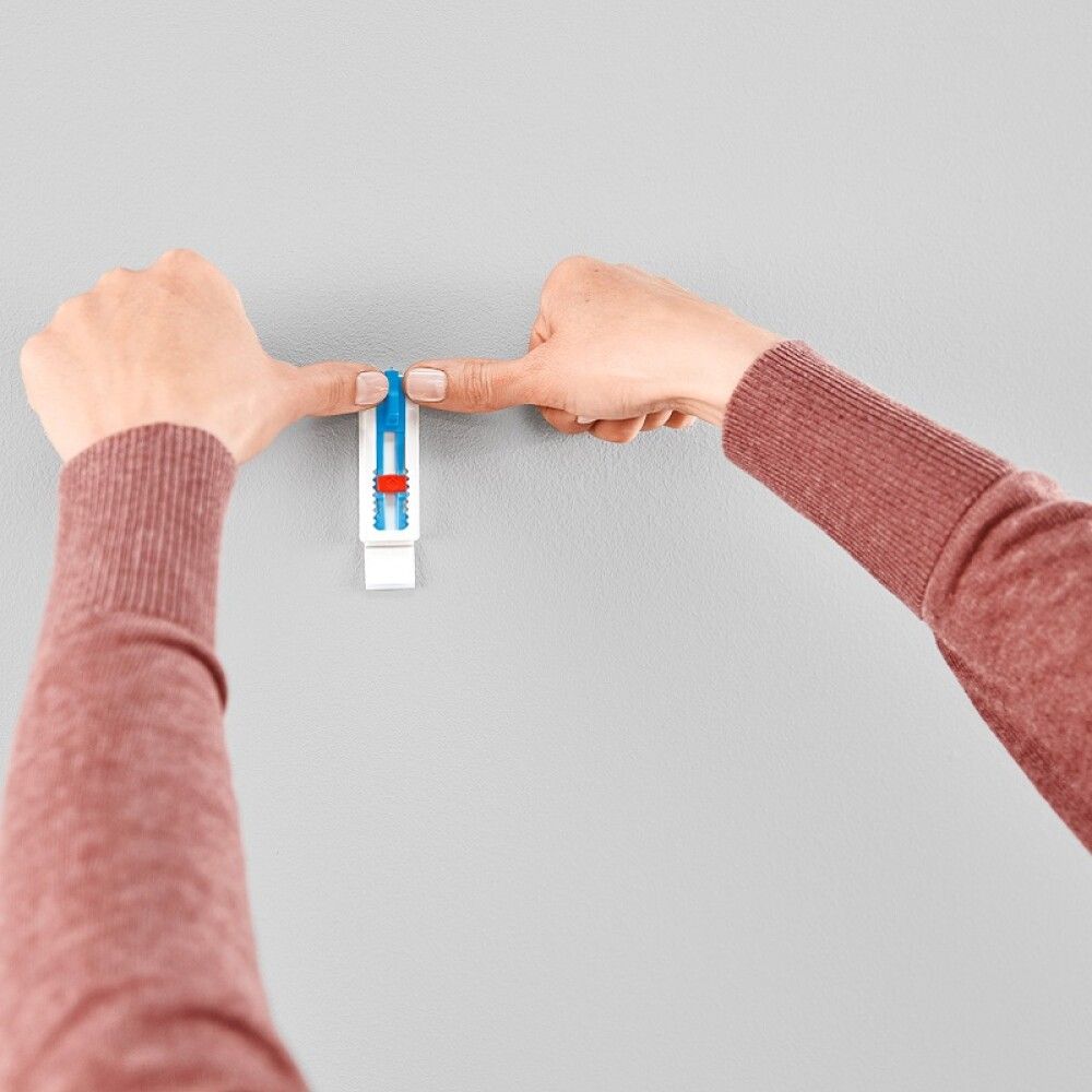 SELVKLEBENDE SPIKER TESA TAPET GIPS 1KG 2STK