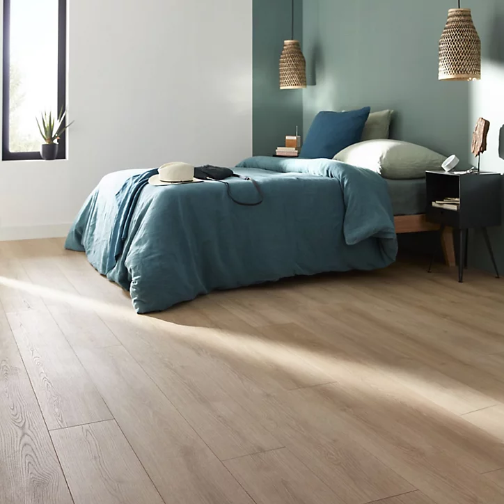 Sol stratifié Malton chêne naturel 10 mm L.138 x l.19,3 cm GoodHome