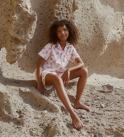 Molo Natt?j - T-shirt/Shorts - Lexi - Yin Yang Confetti