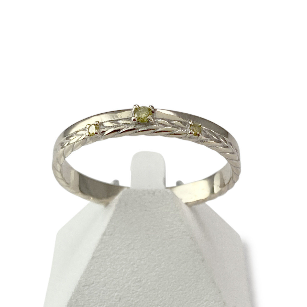 Bague GLAMIRA d'occasion or 750 blanc diamants jaunes
