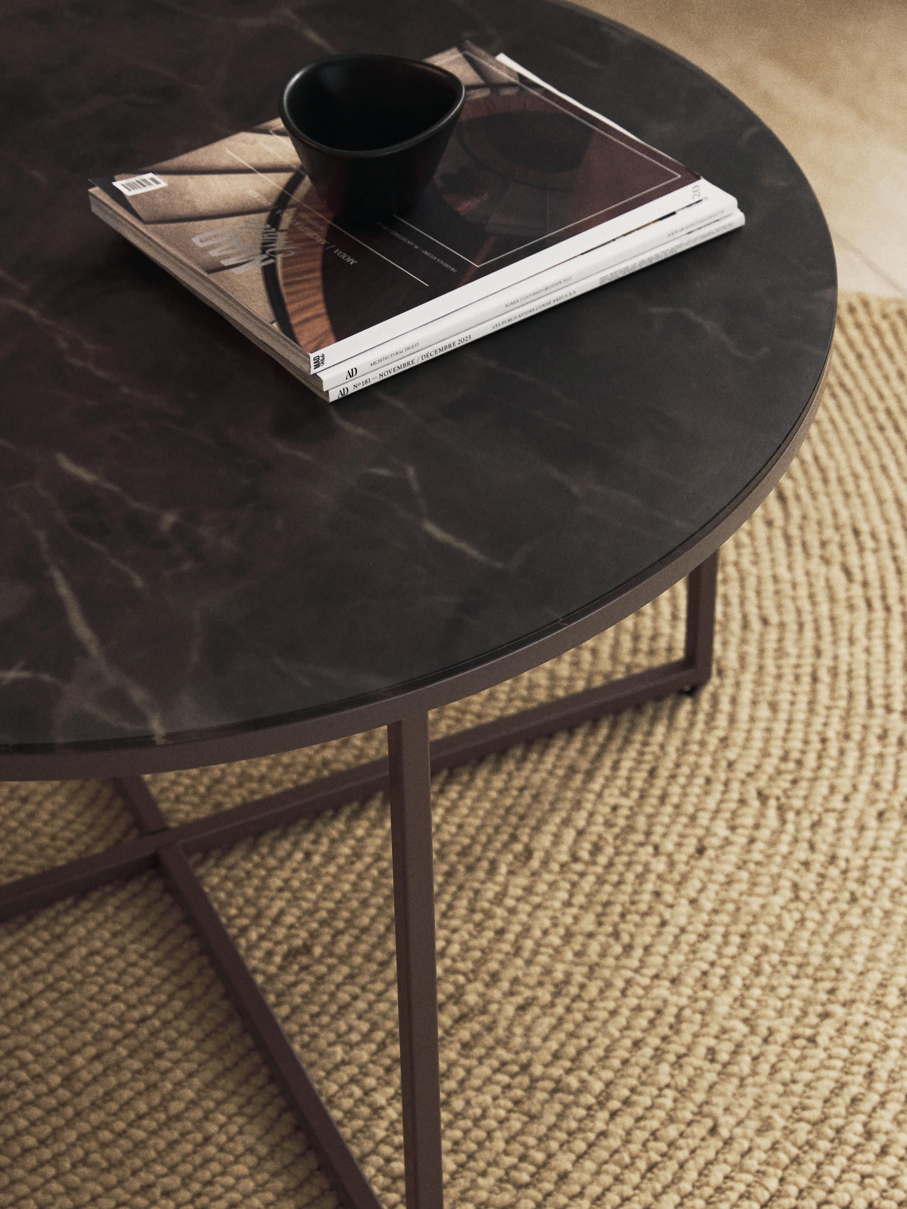 Ronde salontafel Antigua met glazen tafelblad in marmerlook