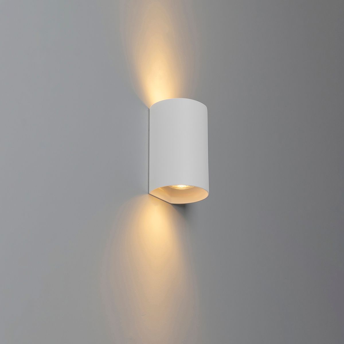 Smart wandlamp wit rond incl. 2 Wifi GU10 - Sabbir