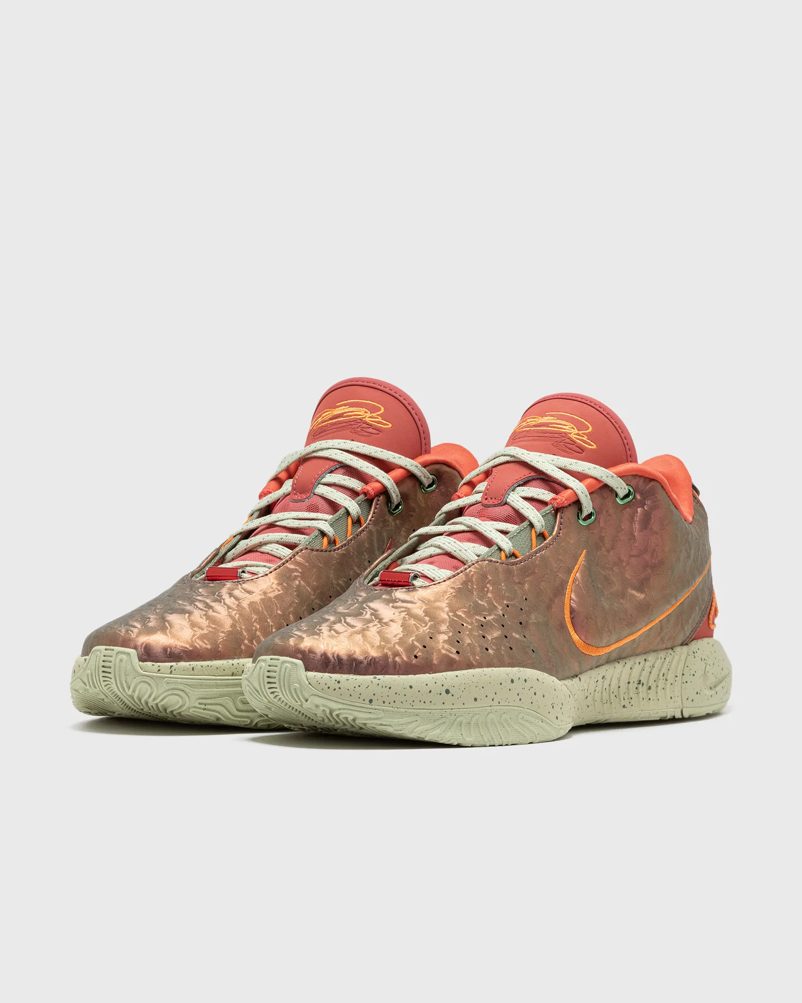Nike LEBRON XXI