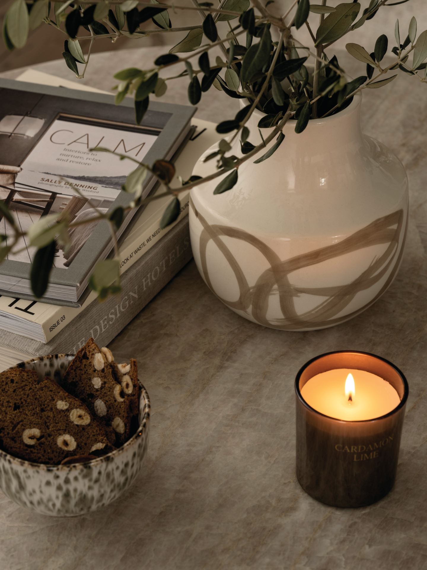 Duftlys beige - 145 g