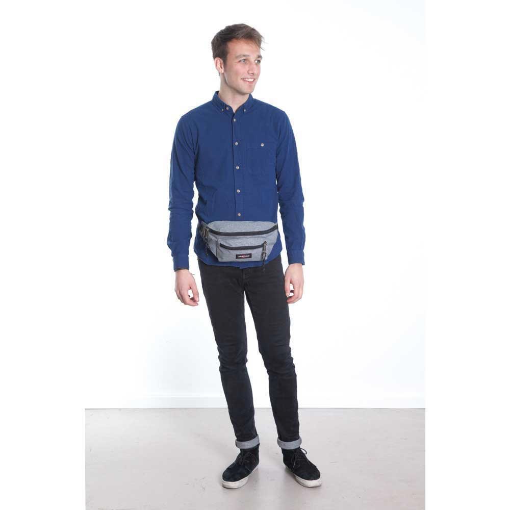 Eastpak Doggy Bag Heuptas black denim