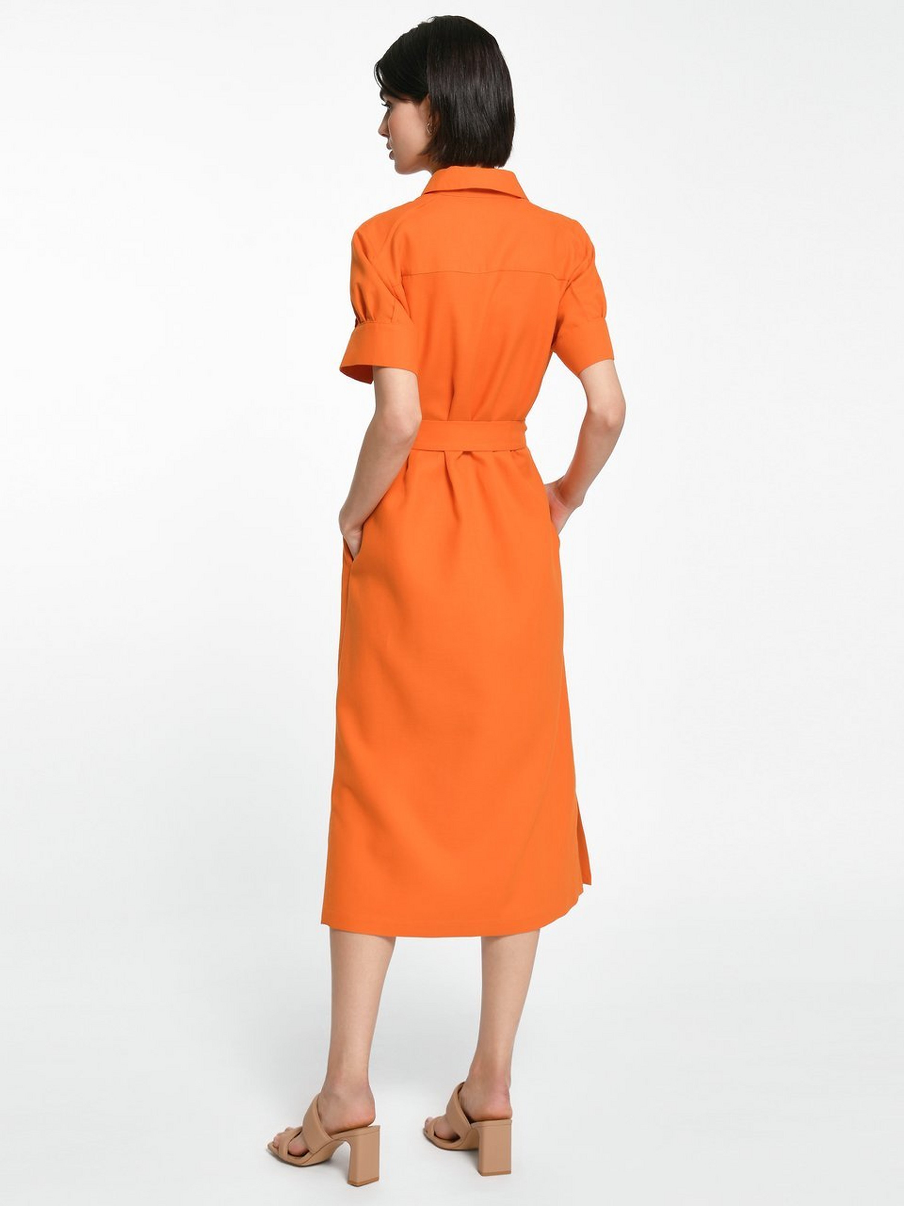 Kleid mit durchgehender Knopfleiste