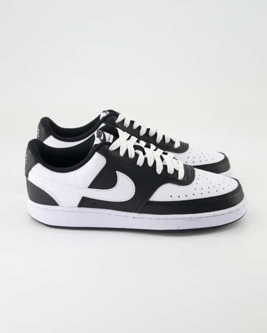 Nike W Nike Court Vison Lo Sneaker in Schwarz