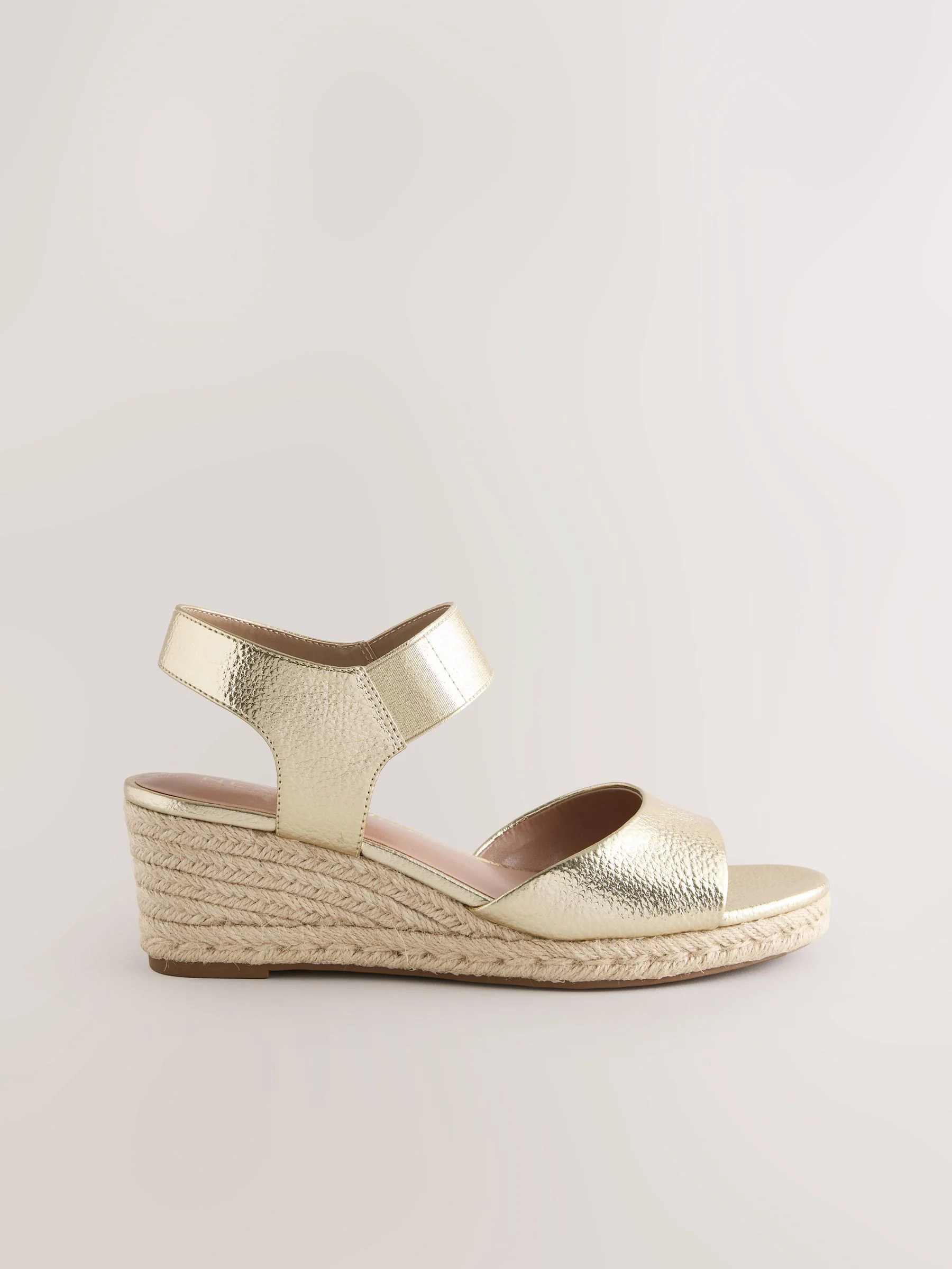 Goud - Ronde Teen Elastische Riem Detail Sleehakken