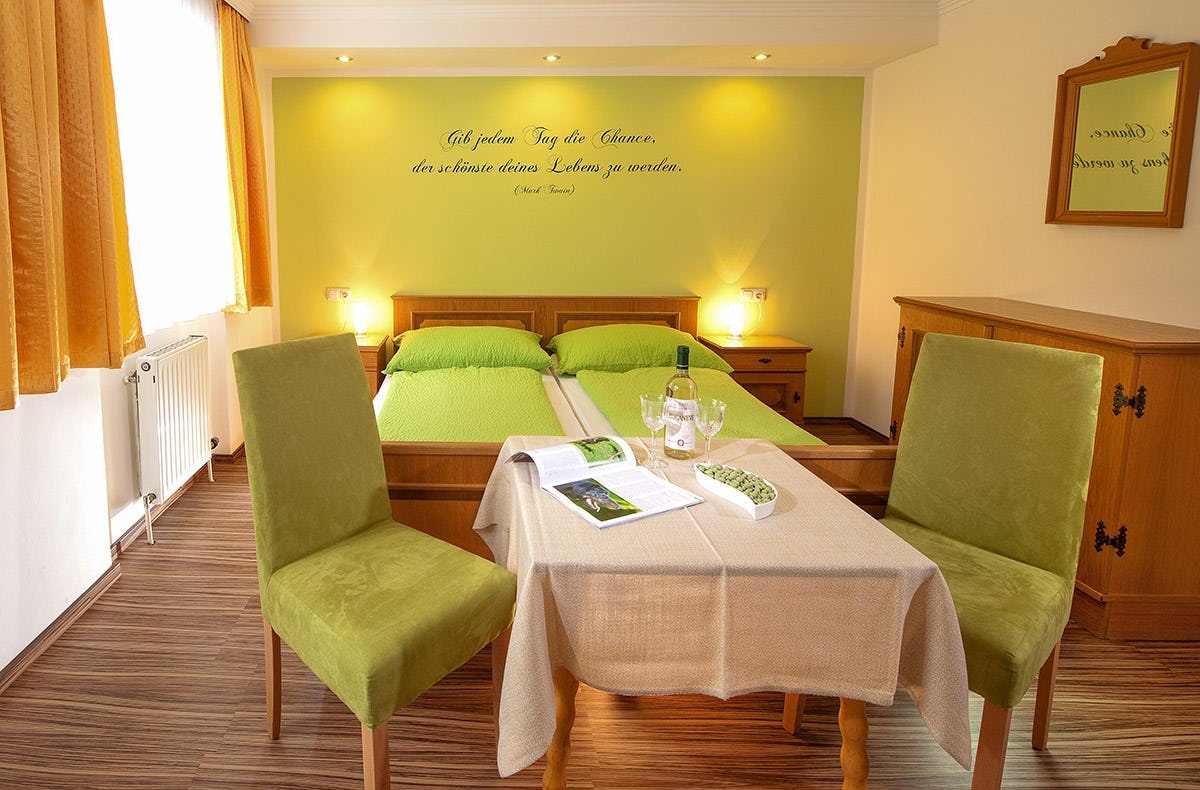Thermenurlaub in Bad Gastein für 1 Person (2 Nächte) - mydays