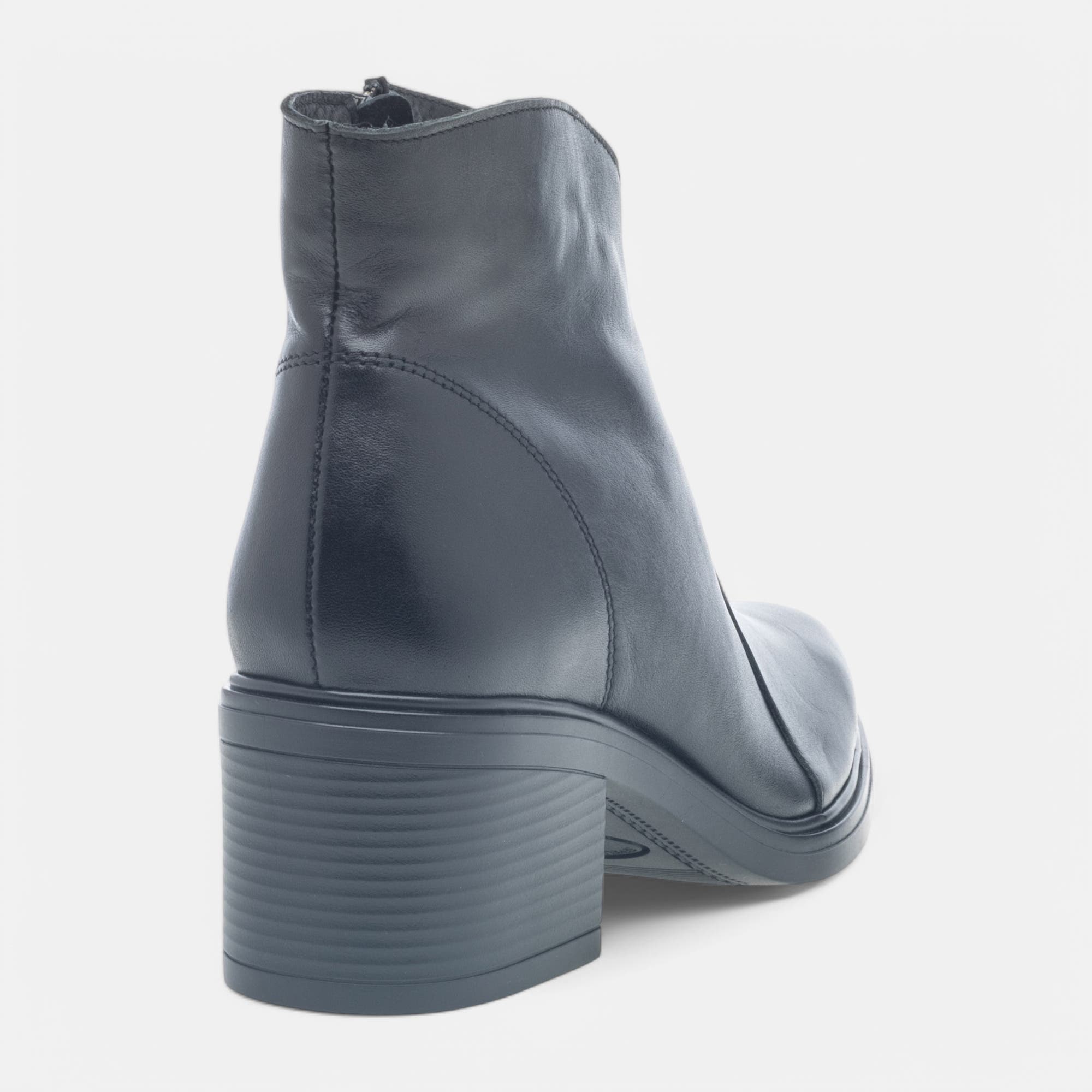 Bottines à talon Femme en cuir noir