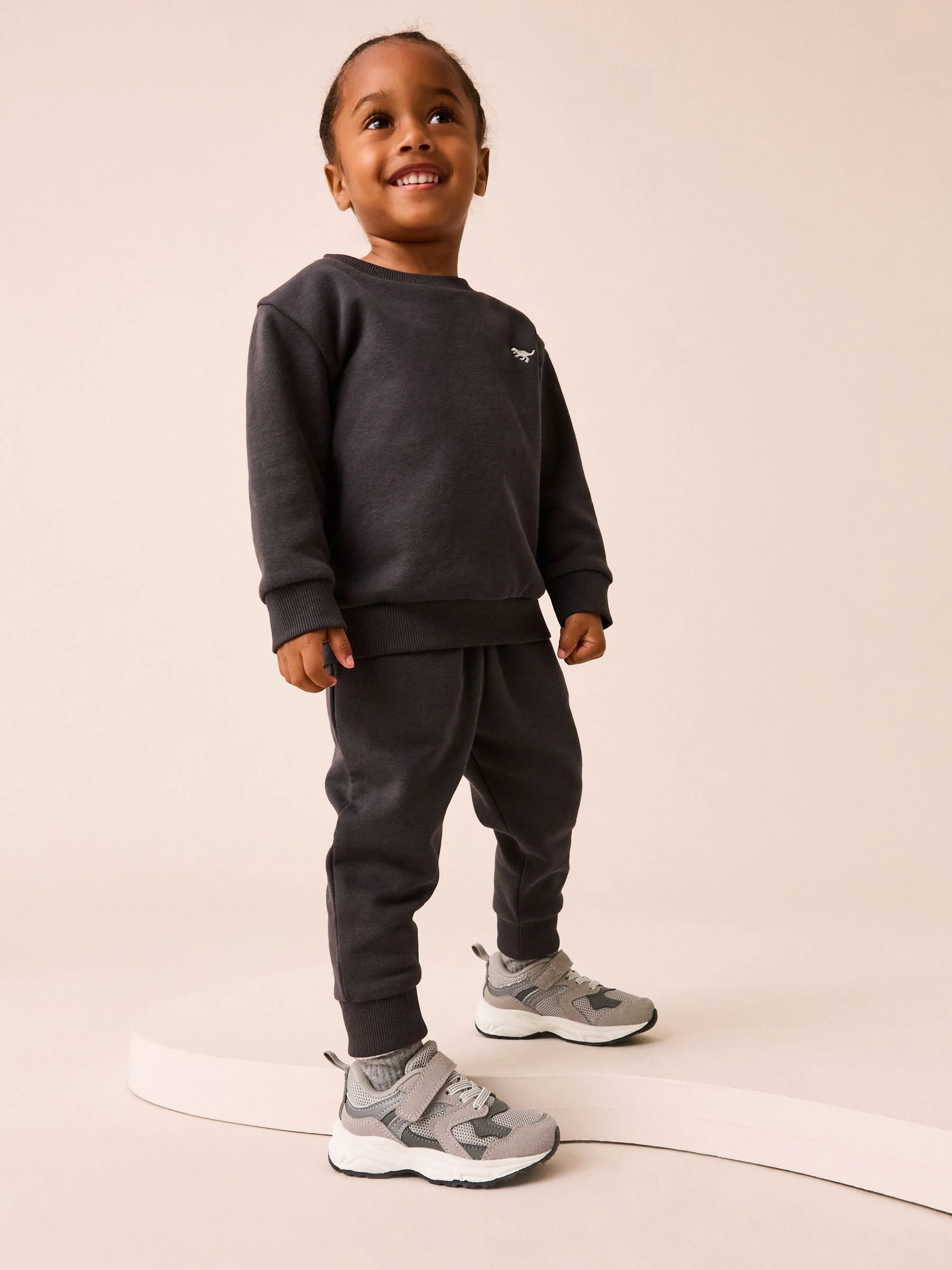 Grijs - Sneakers met klittenbandsluiting en elastische veters
