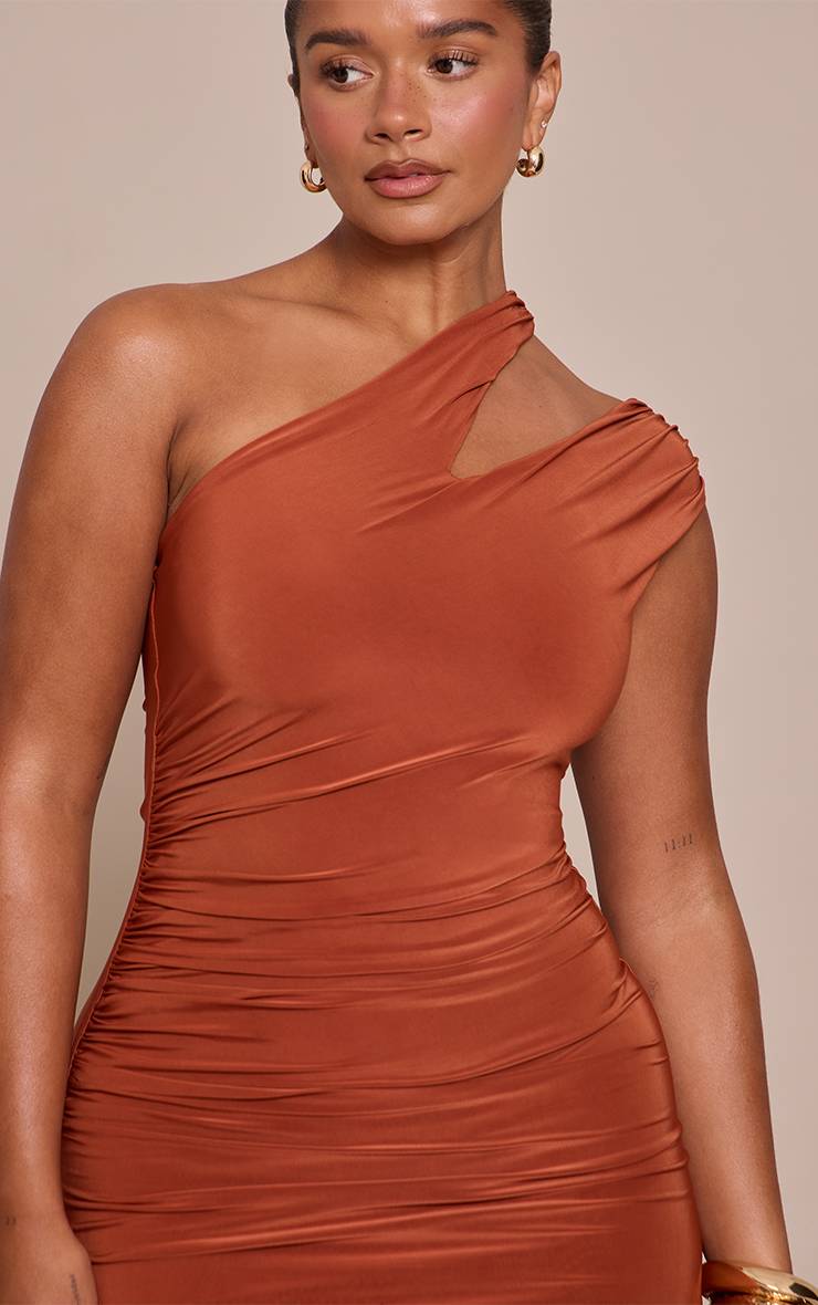 Rouille Robe Moulante Courte À Une Épaule Froncée Imprimé Marbré Shape