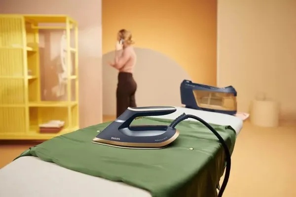 Philips PerfectCare 6000 Series PSG6066 - Dampstrygejern med automatisk afbrydelse - såleplade: SteamGlide Advanced - 2400 W