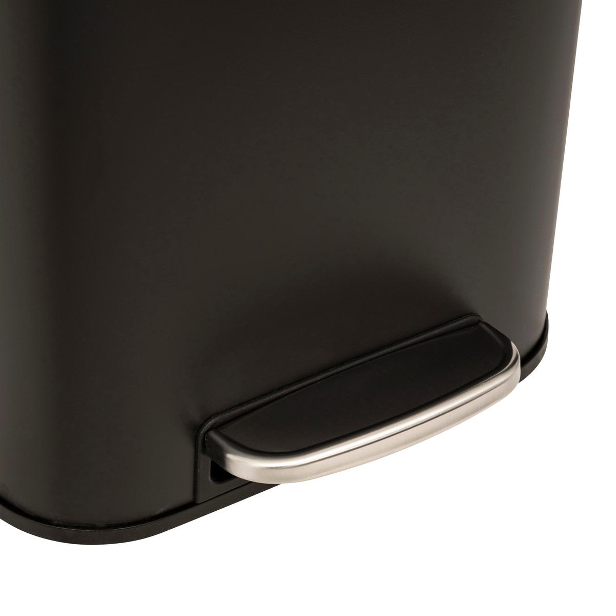 POUBELLE A PEDALE CARRE DELTA 30L NOIRE