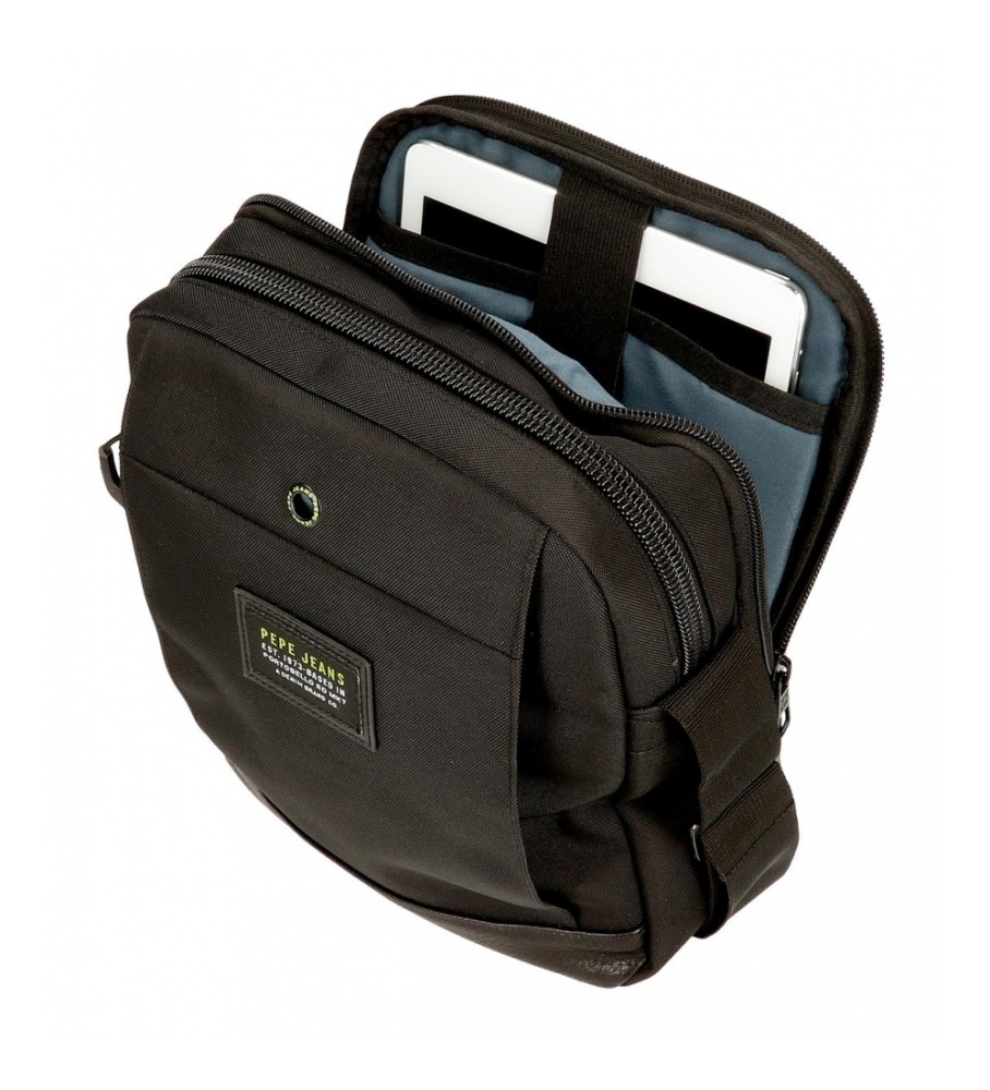 Bolsa de ombro grande Pepe Jeans Leighton para tablets, preta.