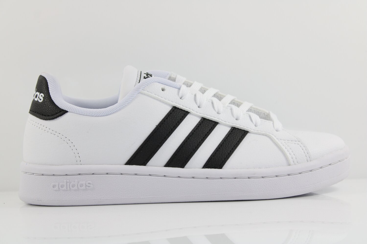 Adidas Sneaker