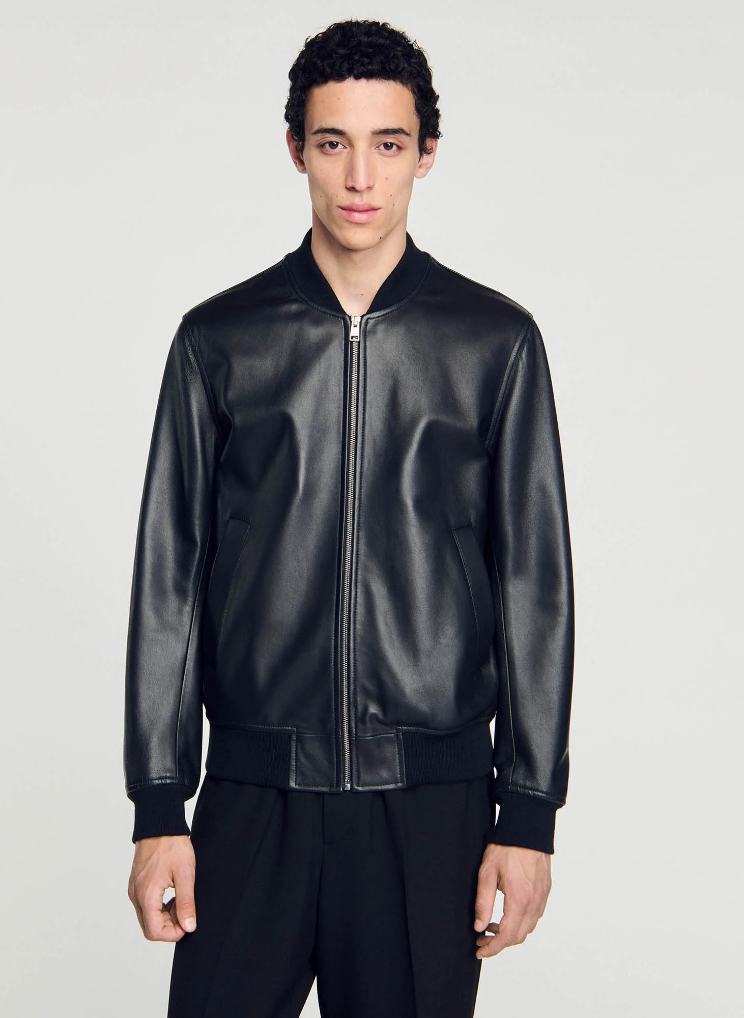 Blouson droit en cuir | Noir