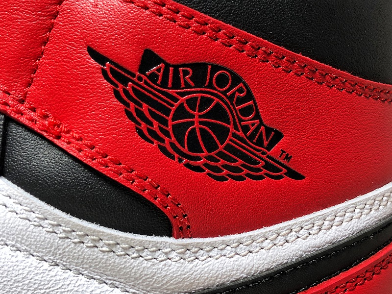 Jordan 1 Retro Chicago