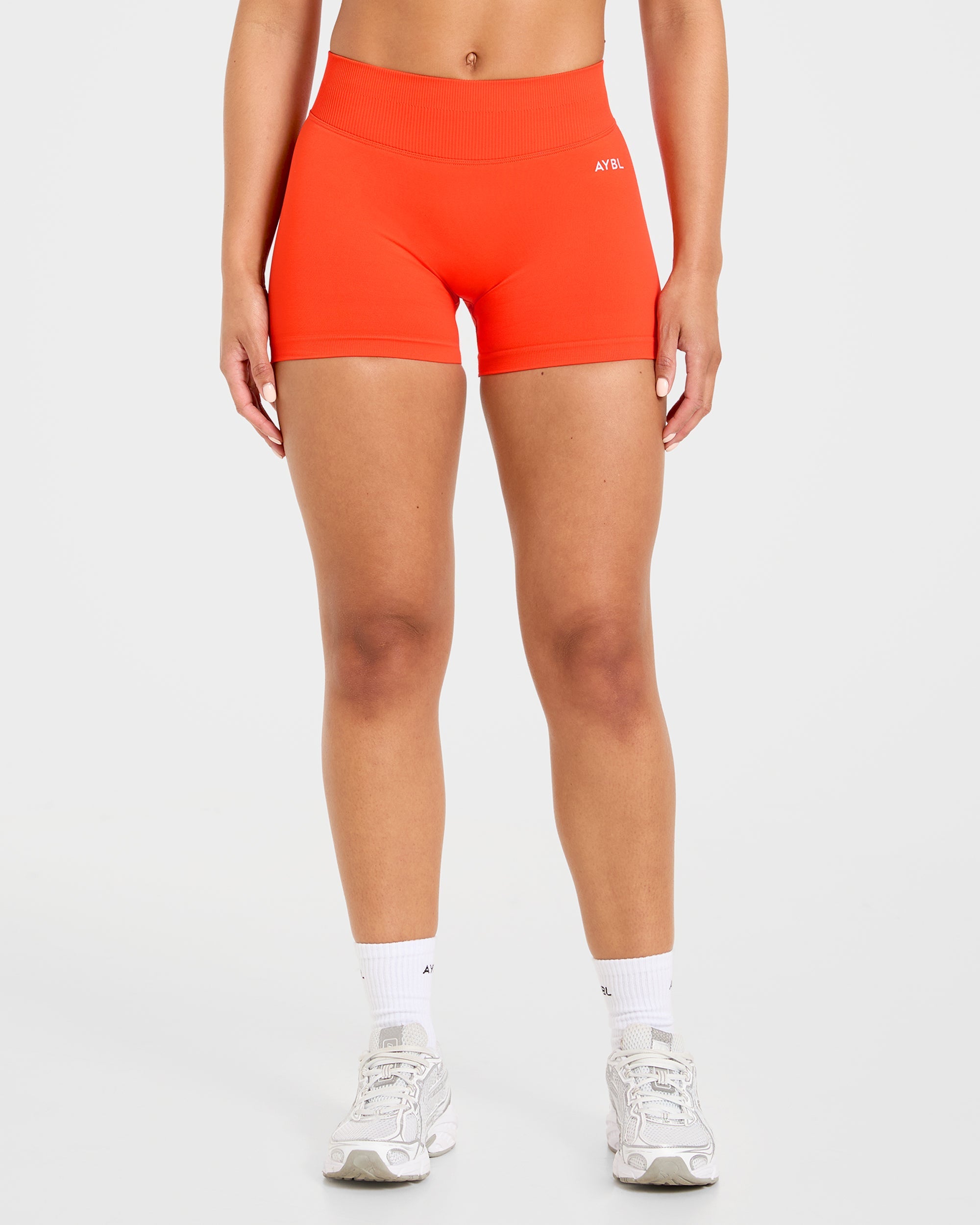 Enhance Seamless Shorts | 3.5