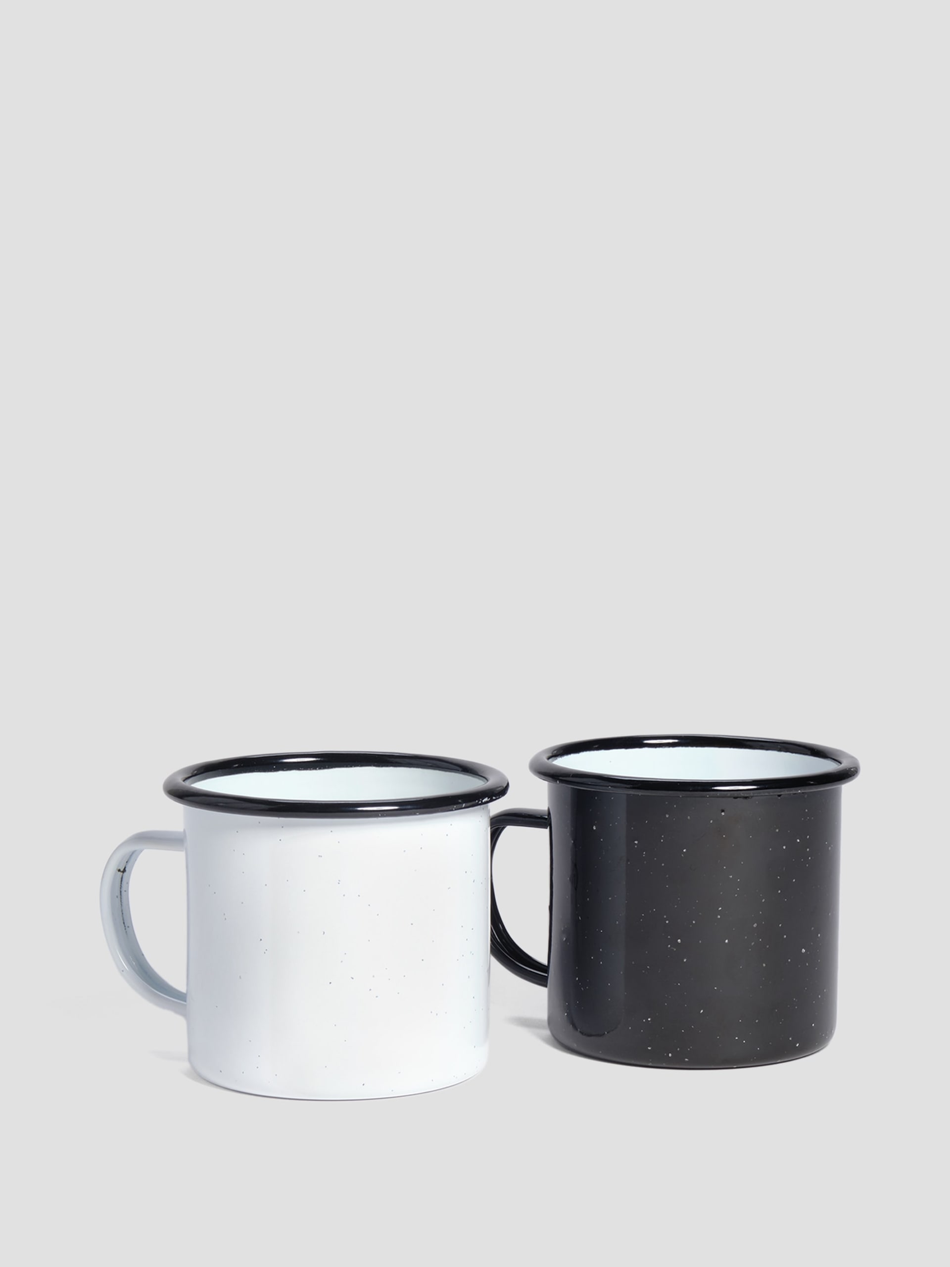 Conjunto de canecas com logotipo
