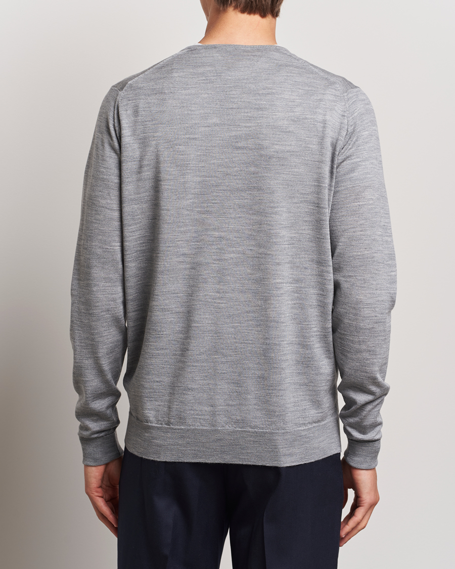 John Smedley Bobby Extra Fine Merino V-Neck Pullover Silver Grey