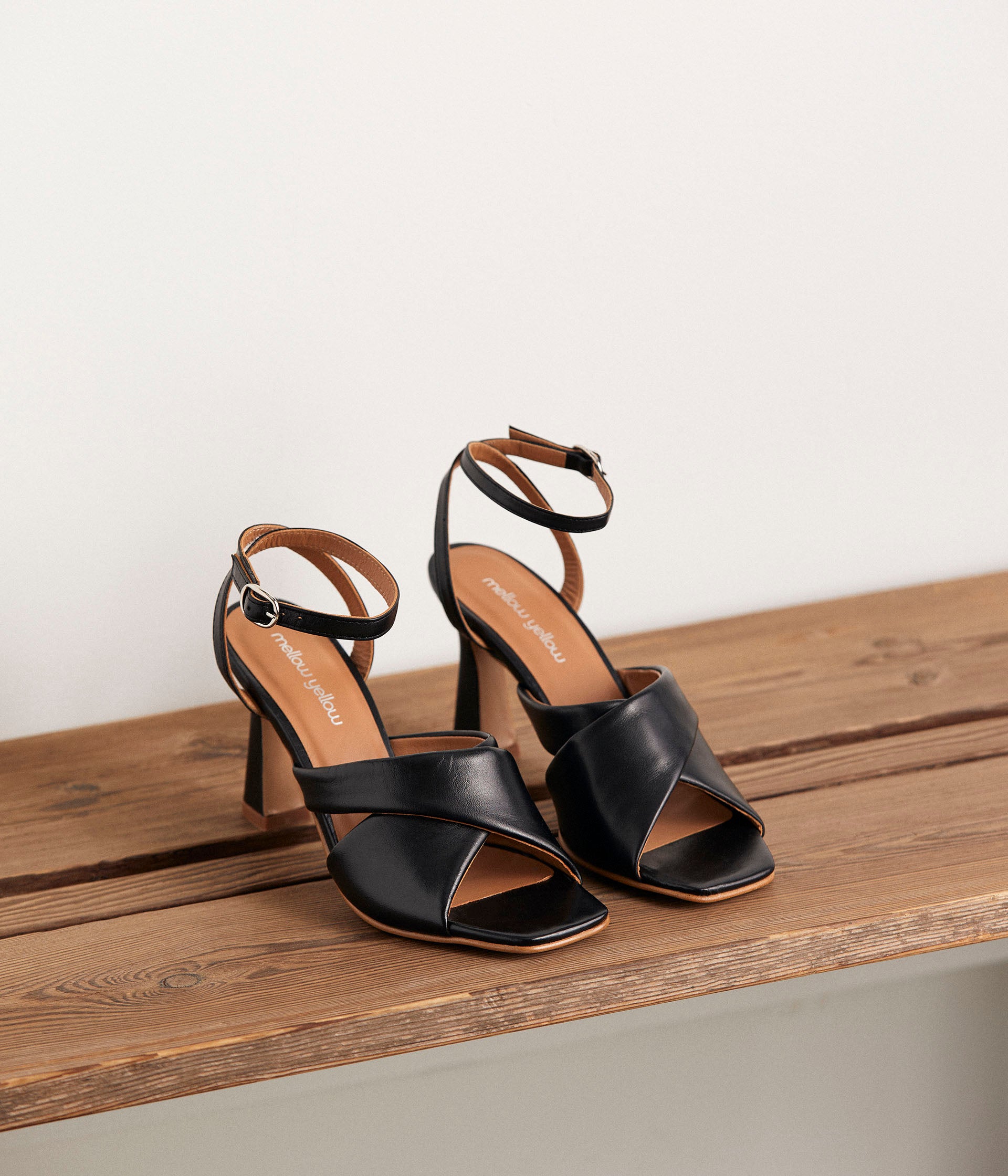 Sandales Léana cuir noir