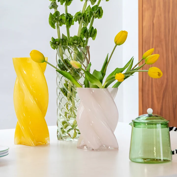 &klevering - Marshmallow Opaque Vase 19,5 x Ø 13,5 cm, pink