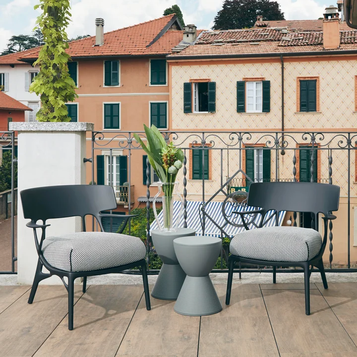 Kartell - A.I. Outdoor Lounge Chair, weiss / weiss-beige (Stoff Twill)