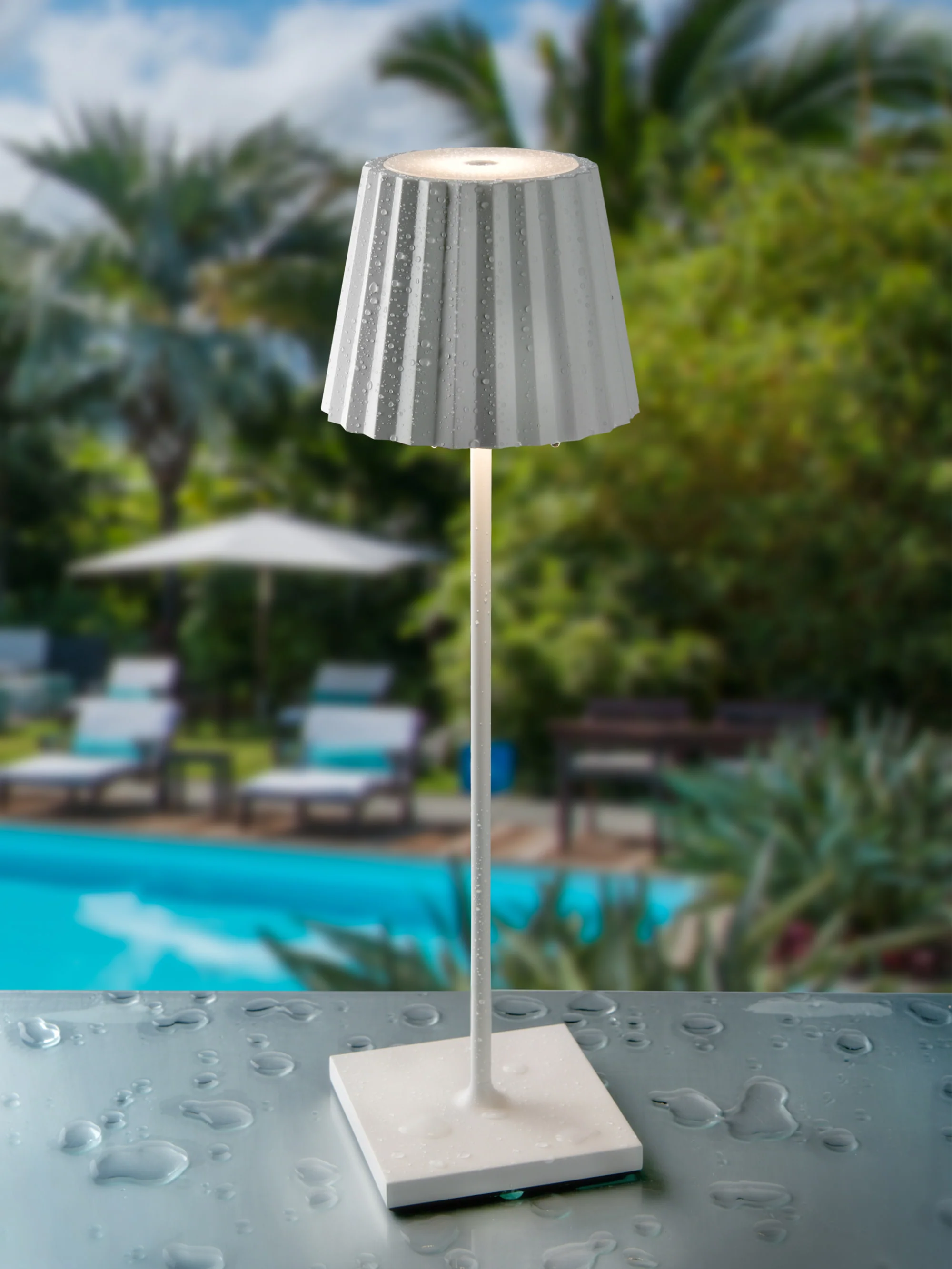 Draagbare outdoor LED-tafellamp Troll RC, dimbaar