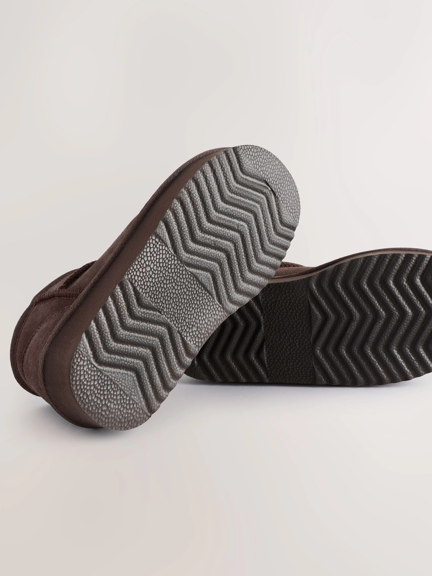 Chocoladebruin - Lage schoenen mini warmgevoerde waterafstotende suède Boots