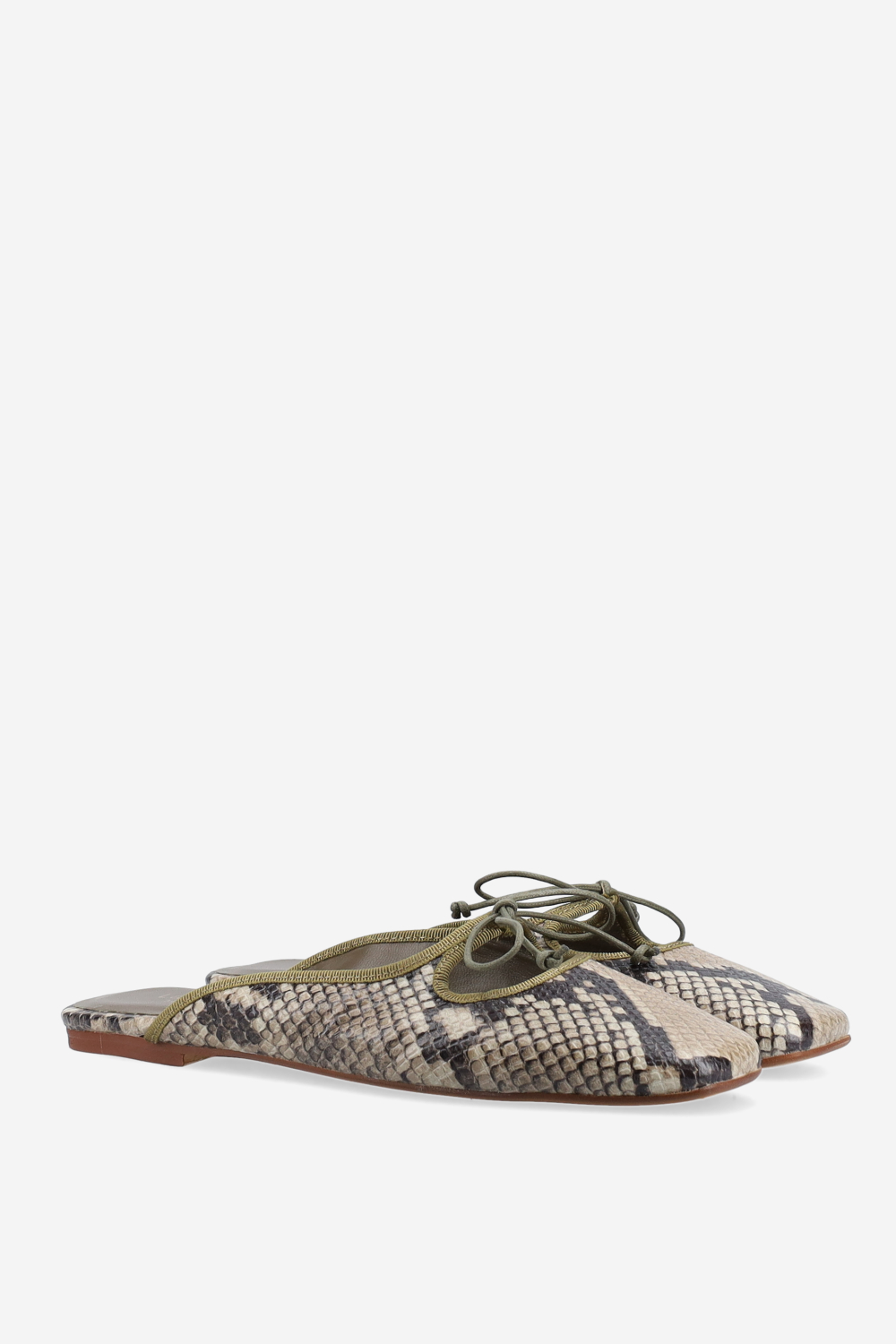 Pitone leather mules