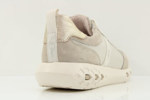 ara Sneaker