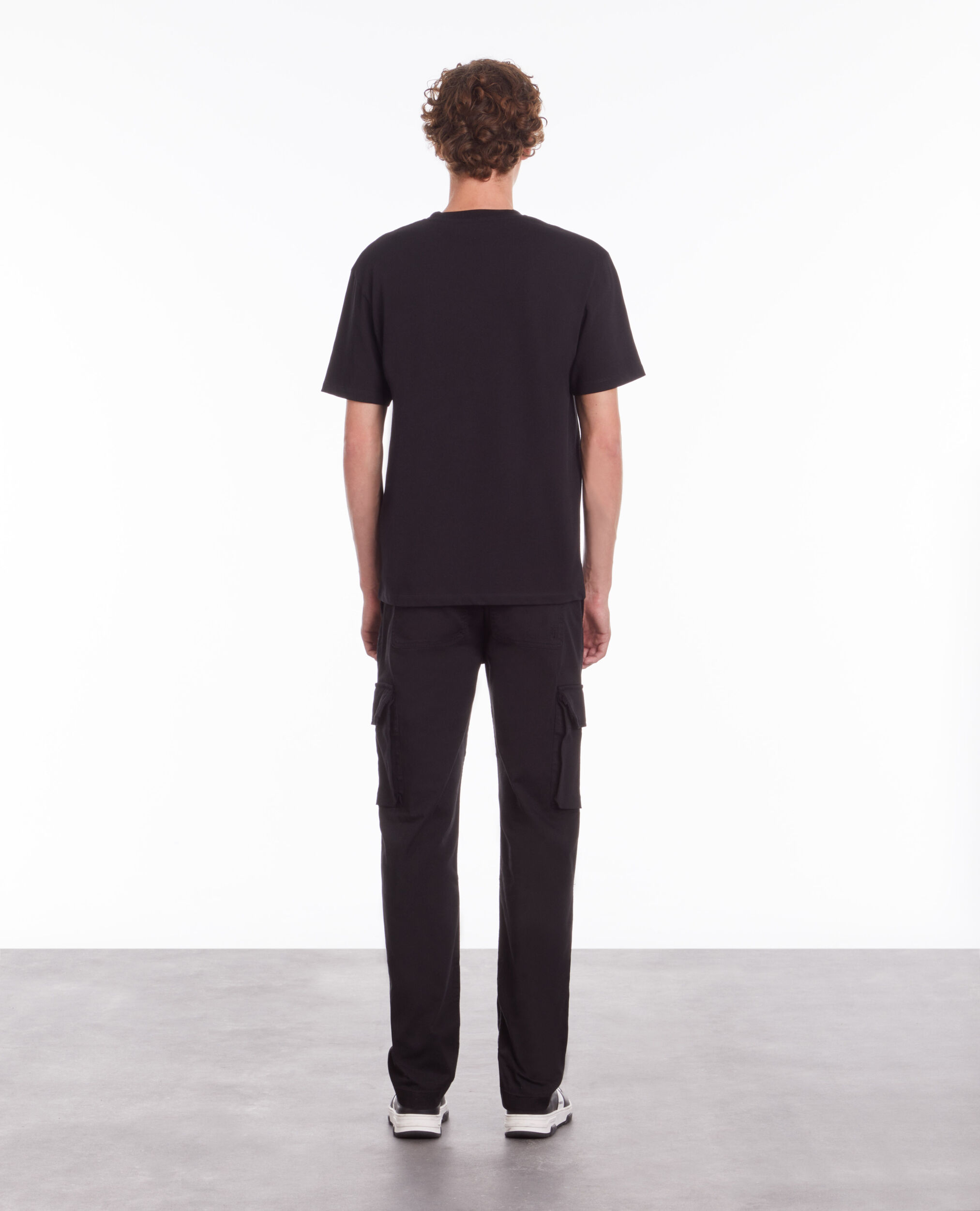 T-shirt noir avec sérigraphie logo en dégradé de couleur