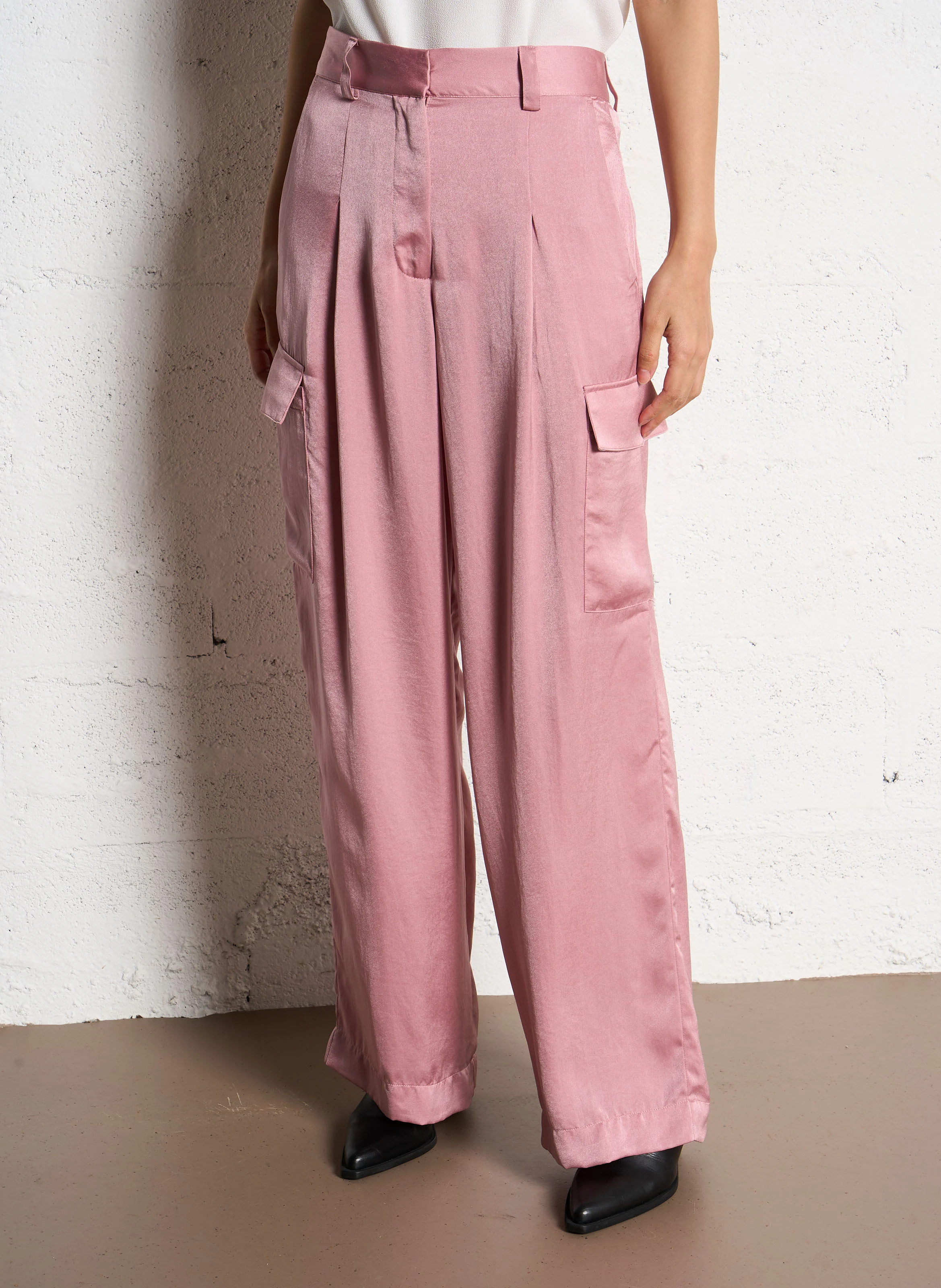 CARY - Pantalon large effet satiné | Rose