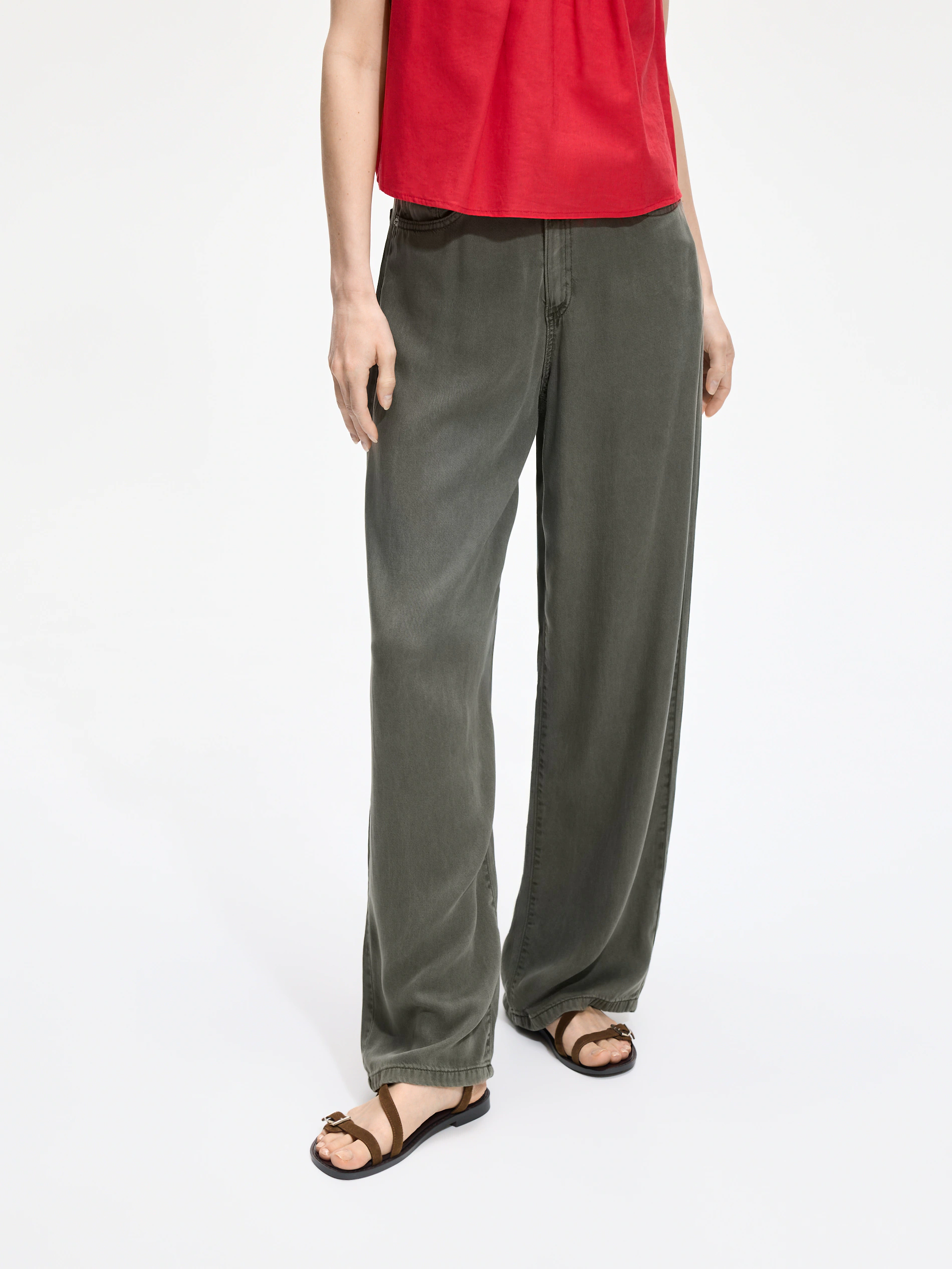 LADIES` JEANS TROUSERS
